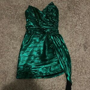 I wore it once for a dance at my school and no longer have a need for it.
